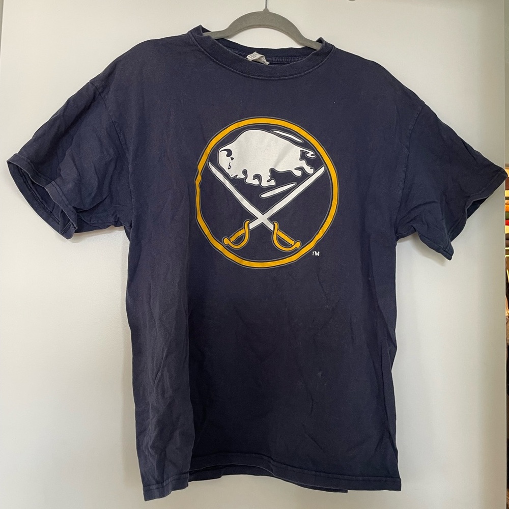 Navy Graphic T-Shirt with Buffalo Sabres Logo